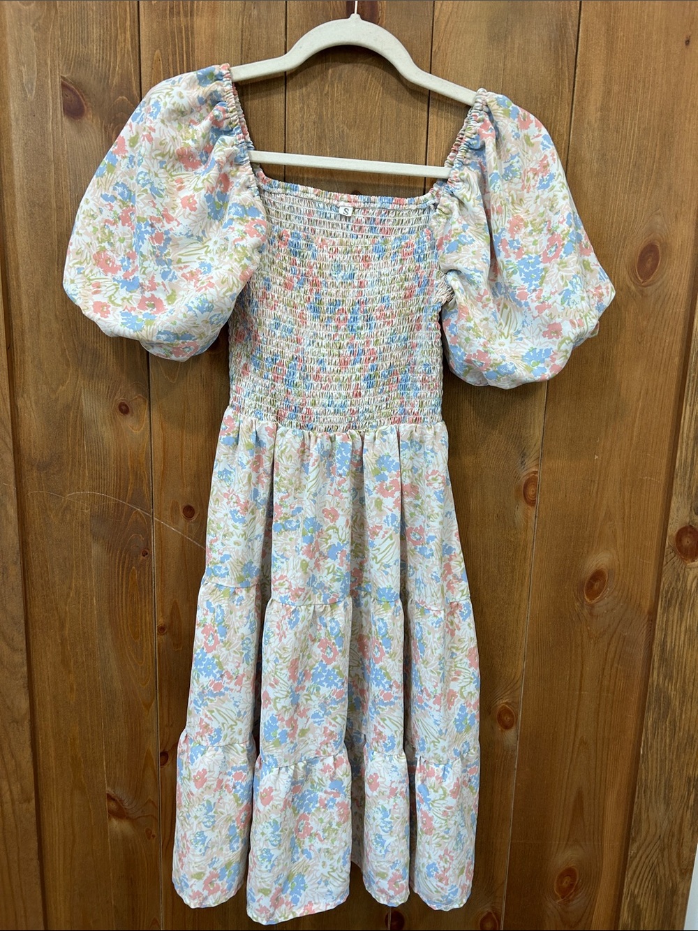 Womens Small Floral Puff-Sleeve Smocked Midi Dress - Pastel Blue & Pink